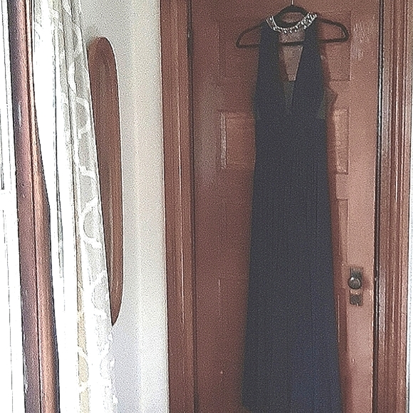 Faviana High-neck Halter Rhinestone Navy Evening Gown - Picture 2 of 14